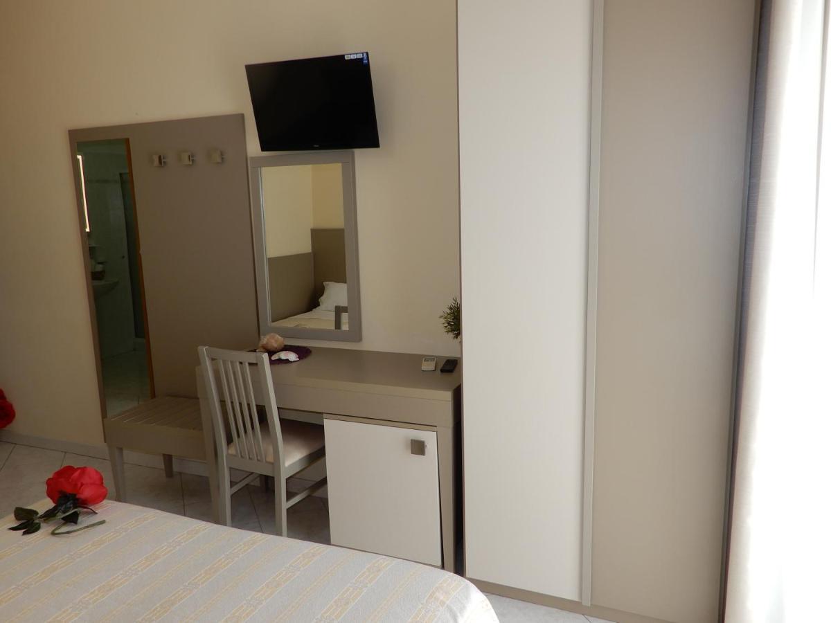 Hotel San Giorgio วาสโต ภายนอก รูปภาพ