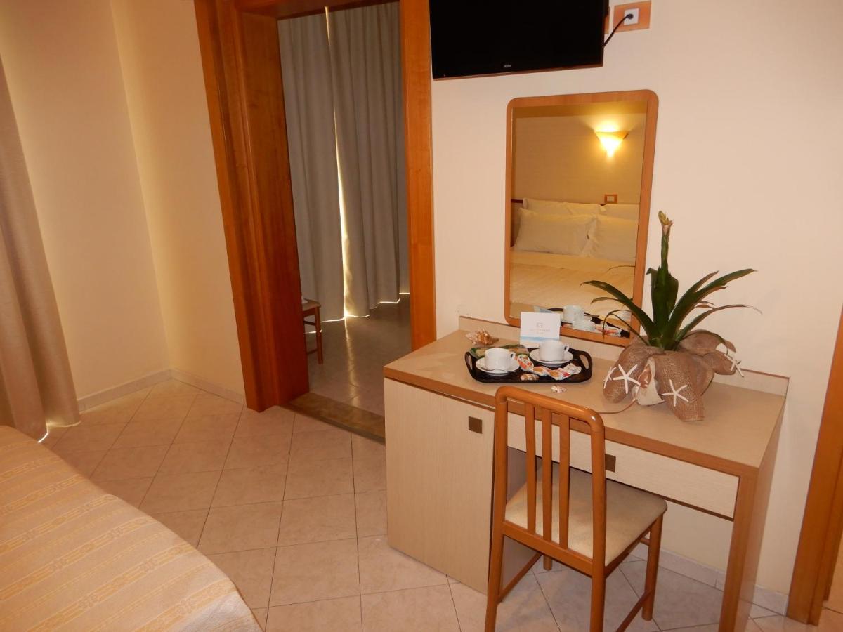Hotel San Giorgio วาสโต ภายนอก รูปภาพ