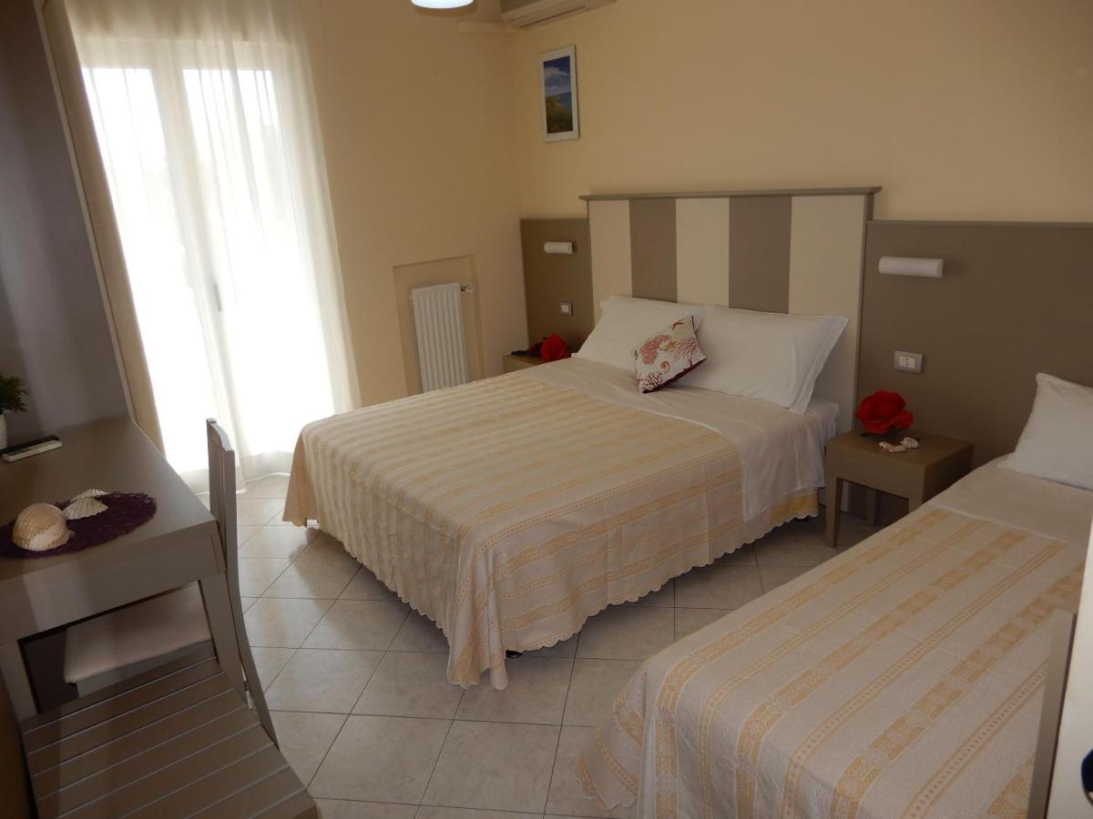Hotel San Giorgio วาสโต ภายนอก รูปภาพ