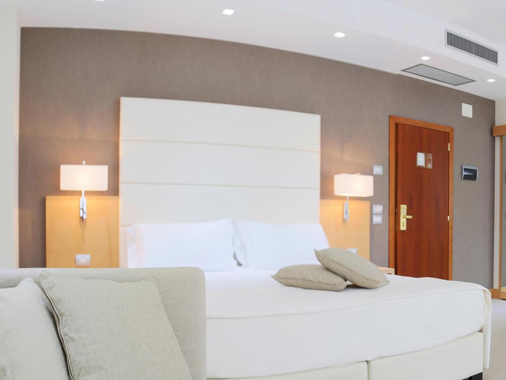 Hotel San Giorgio วาสโต ภายนอก รูปภาพ