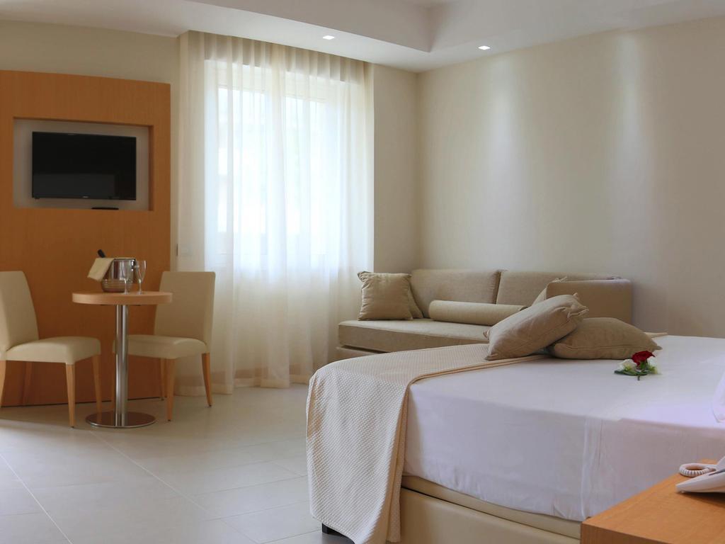Hotel San Giorgio วาสโต ภายนอก รูปภาพ