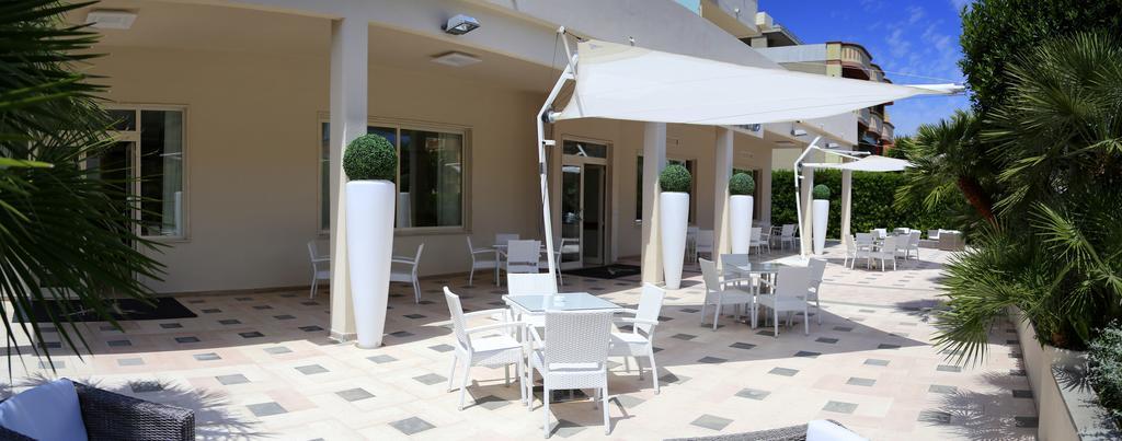 Hotel San Giorgio วาสโต ภายนอก รูปภาพ