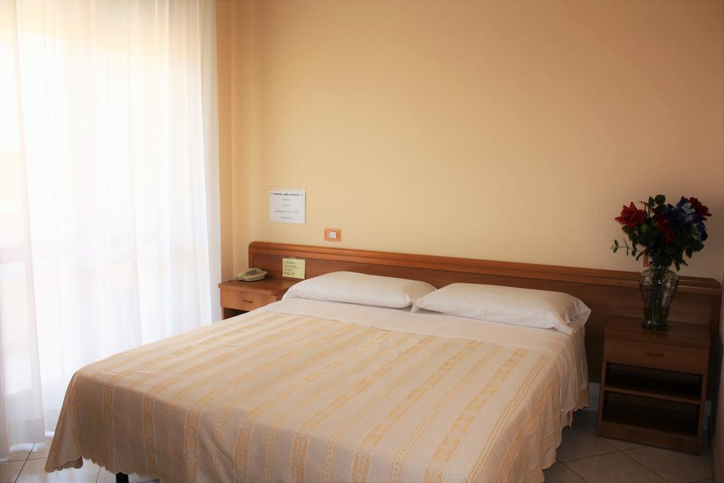 Hotel San Giorgio วาสโต ภายนอก รูปภาพ